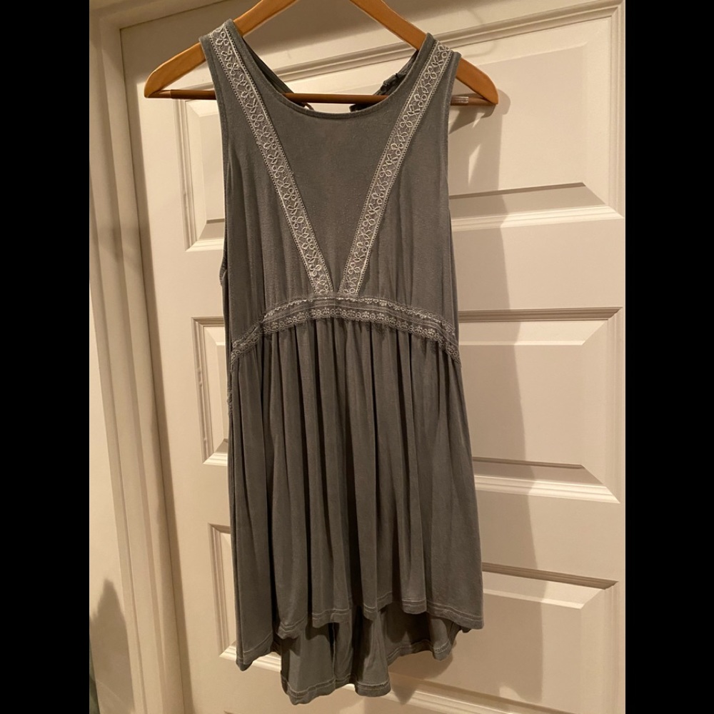 Cute sleeveless lace up tunic tank